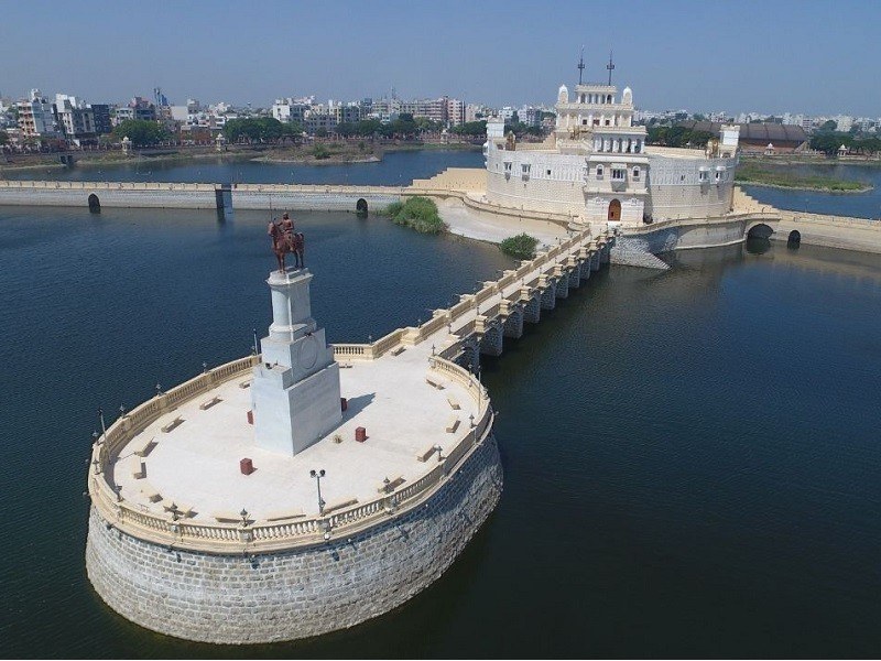 Lakhota talav jamnagar